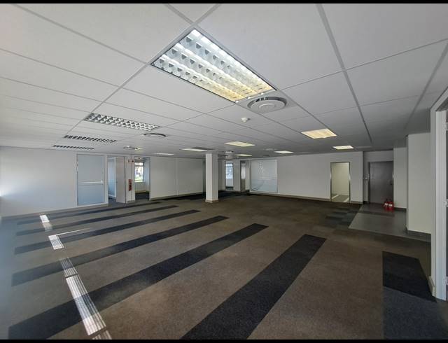 937M² OFFICE TO LET IN ILLOVO